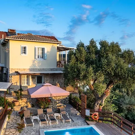 Apartament Afroksilia Krinos